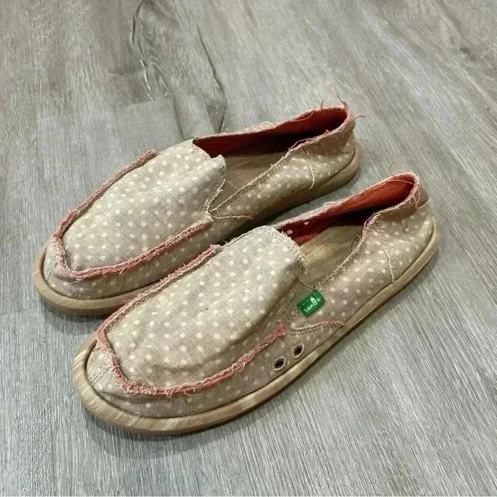 Sanuk Women's Beige Polka Dot Slip-On Flats